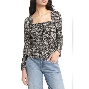 Vigoss floral top